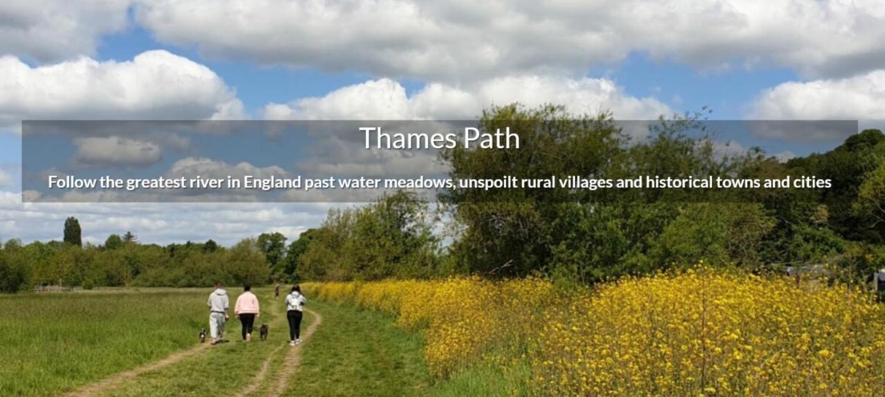 Hampton Court Grand Snug Sleeps 6 - Walk To Palace And Train Appartement Molesey Buitenkant foto